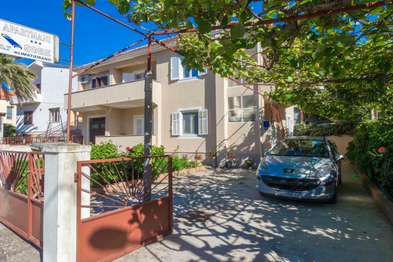 Apartments Tolic Biograd Na Moru Ngoại thất bức ảnh